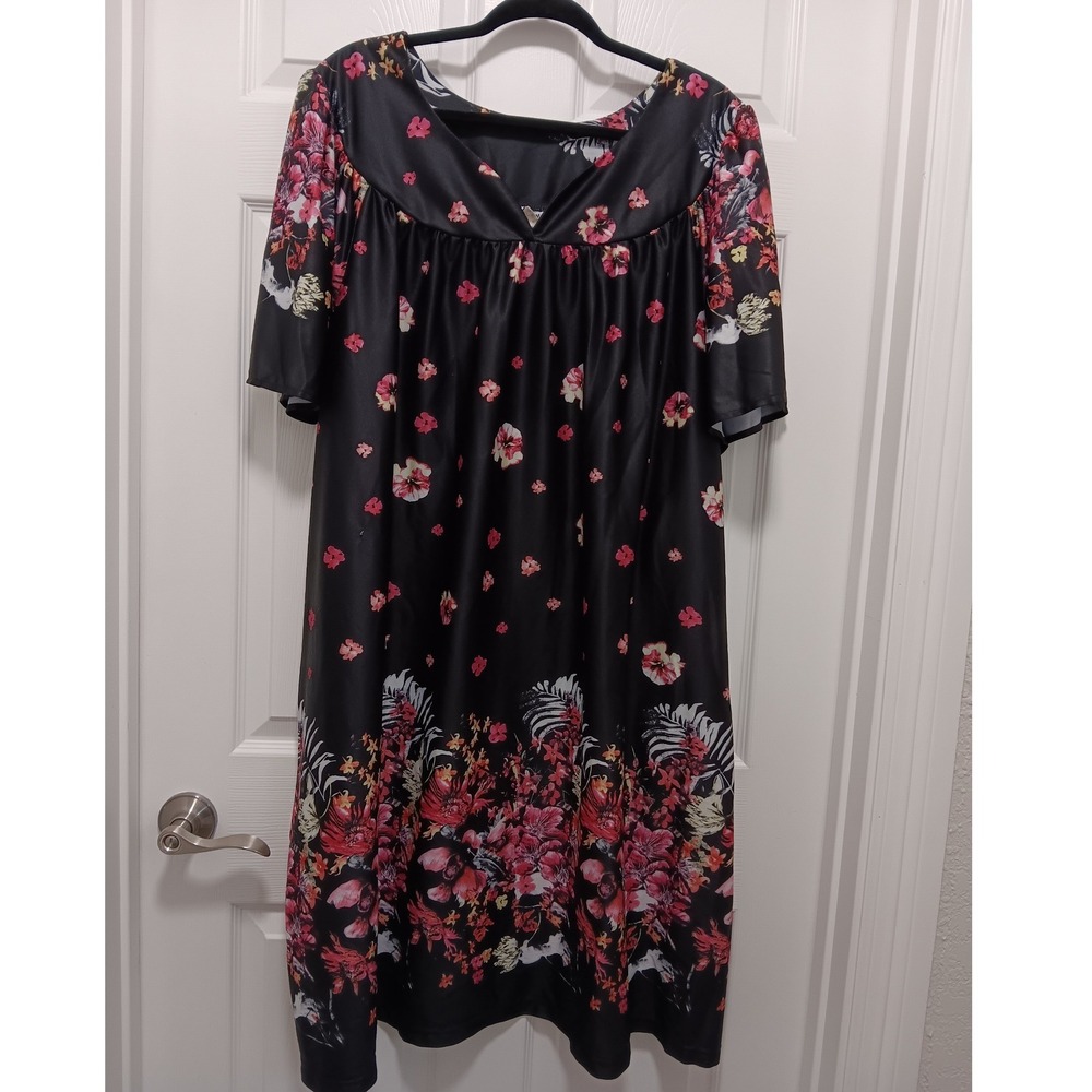 Anthony Richards Womens Size 5X Floral Muumuu House Dress Black Pink Plus 30/32